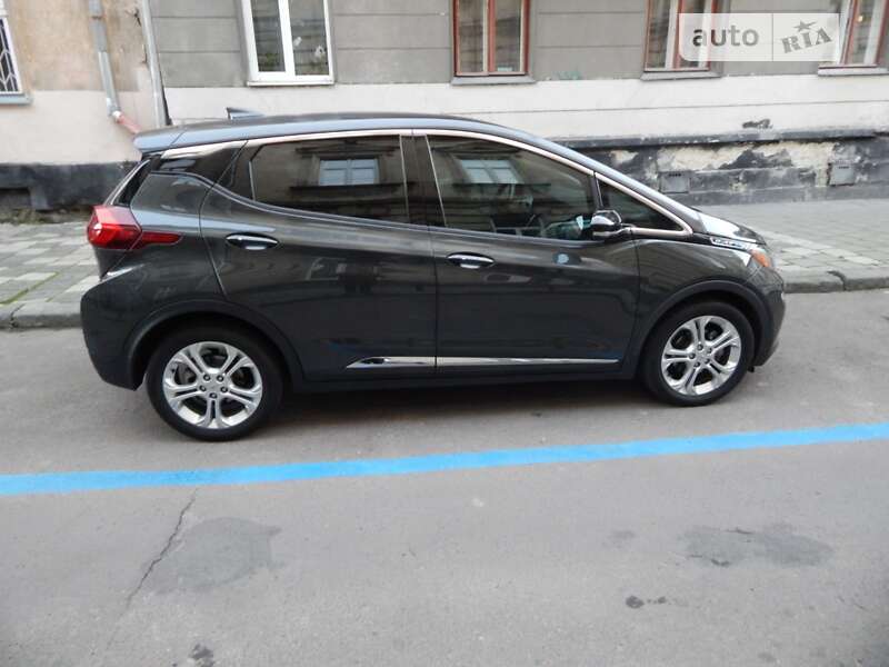 Хетчбек Chevrolet Bolt EV 2017 в Львові