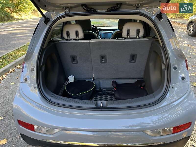 Хетчбек Chevrolet Bolt EV 2018 в Львові
