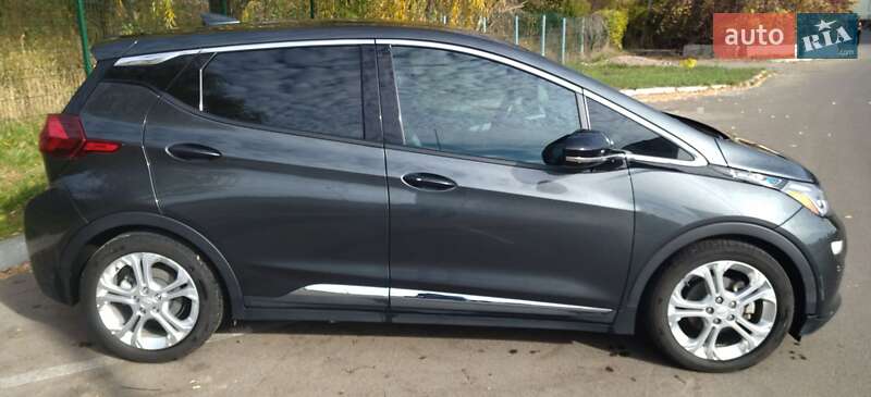 Хэтчбек Chevrolet Bolt EV 2021 в Киеве фото 4 Хэтчбек Chevrolet Bolt EV 2021 в Киеве