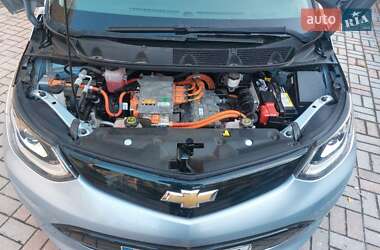 Хэтчбек Chevrolet Bolt EV 2017 в Броварах фото 14 Хэтчбек Chevrolet Bolt EV 2017 в Броварах