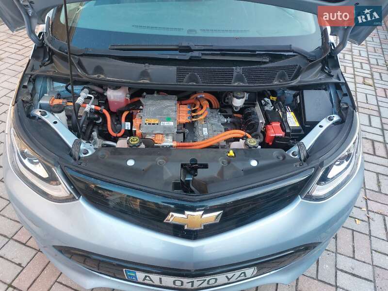 Хэтчбек Chevrolet Bolt EV 2017 в Броварах фото 14 Хэтчбек Chevrolet Bolt EV 2017 в Броварах