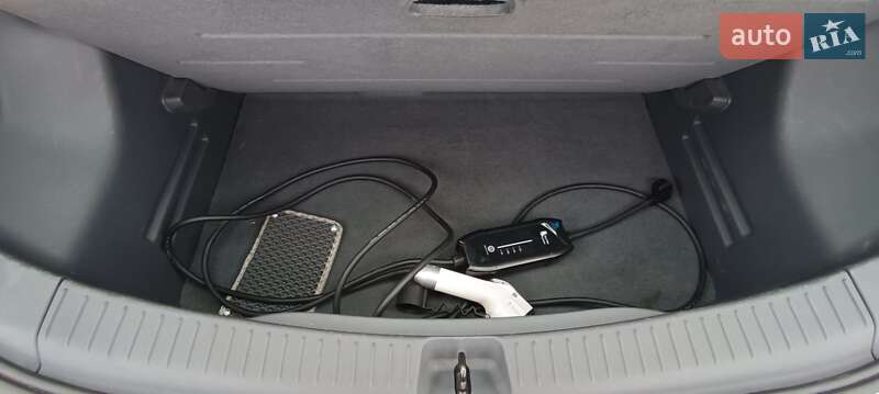 Хэтчбек Chevrolet Bolt EV 2017 в Львове