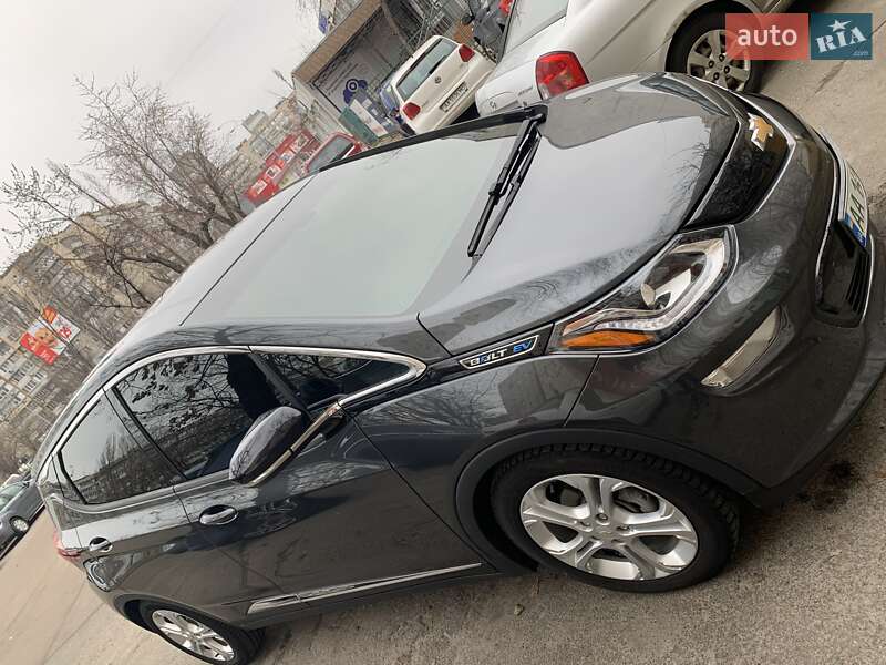 Хэтчбек Chevrolet Bolt EV 2017 в Киеве