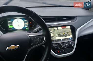Хэтчбек Chevrolet Bolt EV 2020 в 
