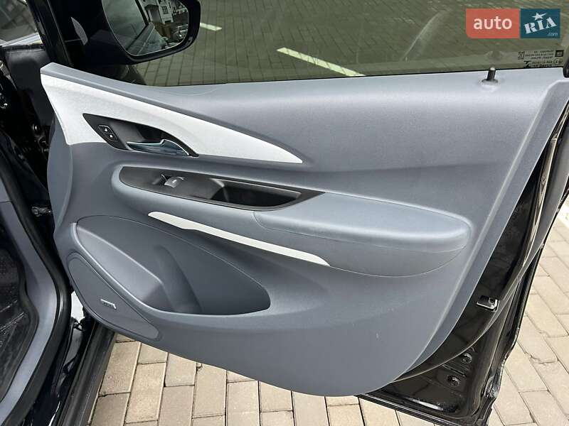 Хэтчбек Chevrolet Bolt EV 2020 в Ровно фото 51 Хэтчбек Chevrolet Bolt EV 2020 в Ровно