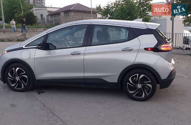 Хэтчбек Chevrolet Bolt EV 2022 в 