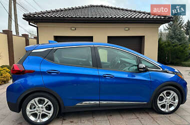 Хэтчбек Chevrolet Bolt EV 2020 в 