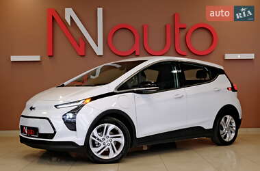 Хэтчбек Chevrolet Bolt EV 2023 в 