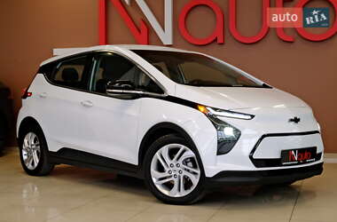 Хэтчбек Chevrolet Bolt EV 2023 в 