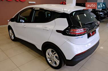 Хэтчбек Chevrolet Bolt EV 2023 в 