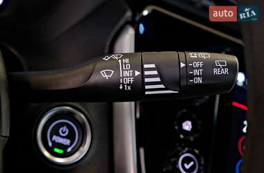 Хэтчбек Chevrolet Bolt EV 2023 в 