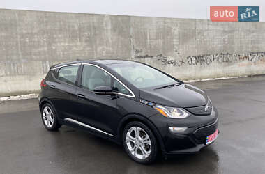 Хэтчбек Chevrolet Bolt EV 2021 в 