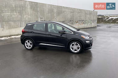 Хэтчбек Chevrolet Bolt EV 2021 в 