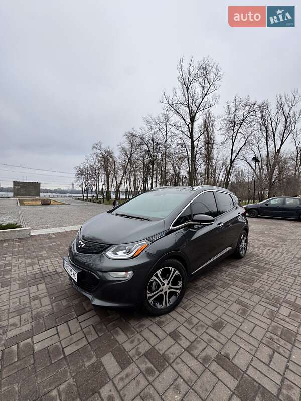 Хетчбек Chevrolet Bolt EV 2021 в Києві