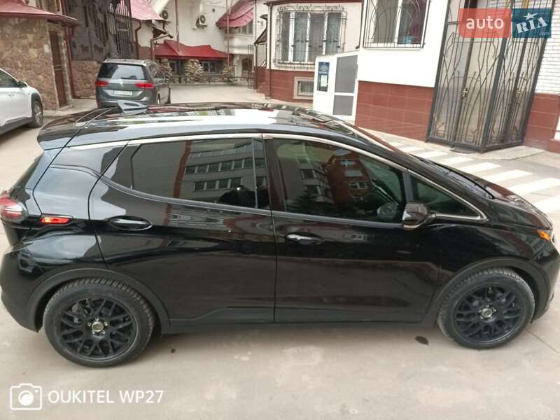 Хэтчбек Chevrolet Bolt EV 2022 в Тернополе фото 9 Хэтчбек Chevrolet Bolt EV 2022 в Тернополе