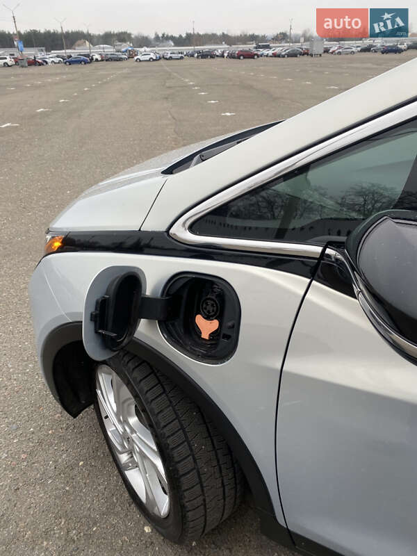 Хэтчбек Chevrolet Bolt EV 2022 в Полтаве
