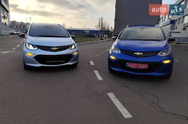 Хэтчбек Chevrolet Bolt EV 2018 в 