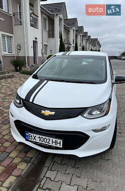 Хэтчбек Chevrolet Bolt EV 2020 в 