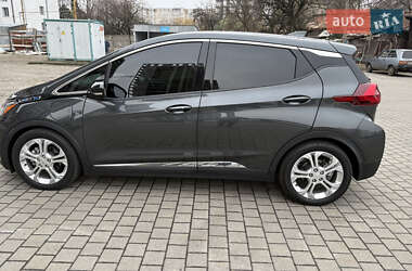 Хэтчбек Chevrolet Bolt EV 2020 в 