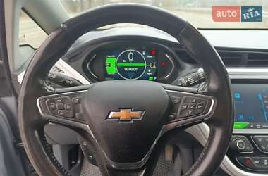 Хэтчбек Chevrolet Bolt EV 2018 в 