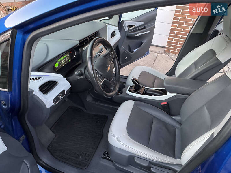Хетчбек Chevrolet Bolt EV 2020 в Броварах