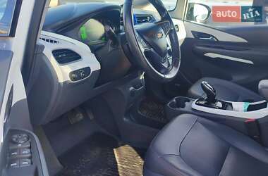 Хэтчбек Chevrolet Bolt EV 2021 в 