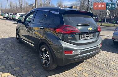 Хетчбек Chevrolet Bolt EV 2017 в 