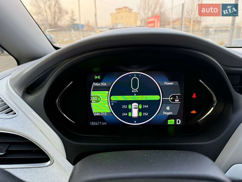 Хетчбек Chevrolet Bolt EV 2017 в Львові