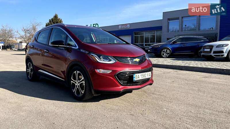 Хэтчбек Chevrolet Bolt EV 2020 в Кропивницком