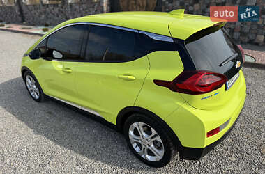 Хэтчбек Chevrolet Bolt EV 2019 в 
