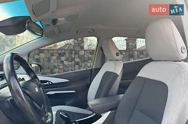 Хэтчбек Chevrolet Bolt EV 2019 в 