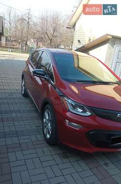 Хэтчбек Chevrolet Bolt EV 2018 в 
