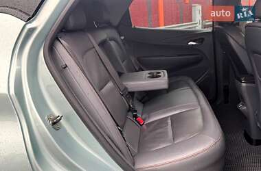 Хэтчбек Chevrolet Bolt EV 2019 в 