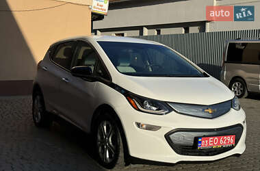 Хэтчбек Chevrolet Bolt EV 2017 в 