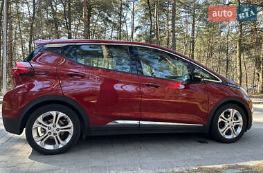 Хэтчбек Chevrolet Bolt EV 2021 в 