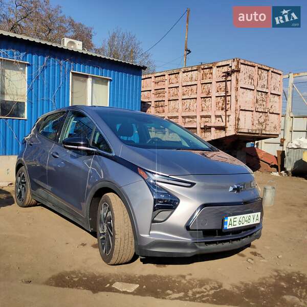 Хэтчбек Chevrolet Bolt EV 2023 в 