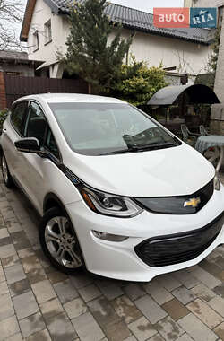 Хэтчбек Chevrolet Bolt EV 2017 в 