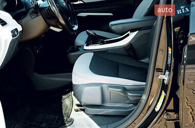 Хетчбек Chevrolet Bolt EV 2020 в 