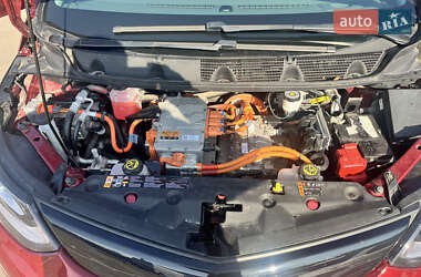 Хетчбек Chevrolet Bolt EV 2021 в 
