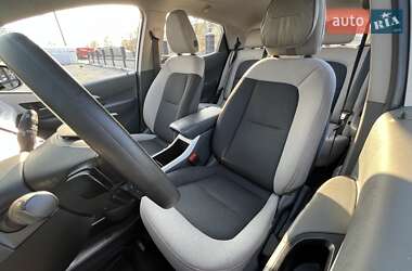 Хетчбек Chevrolet Bolt EV 2017 в 