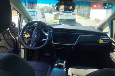 Хэтчбек Chevrolet Bolt EV 2023 в 
