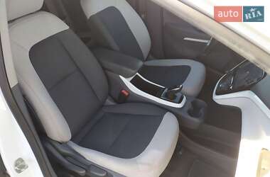 Хэтчбек Chevrolet Bolt EV 2020 в 