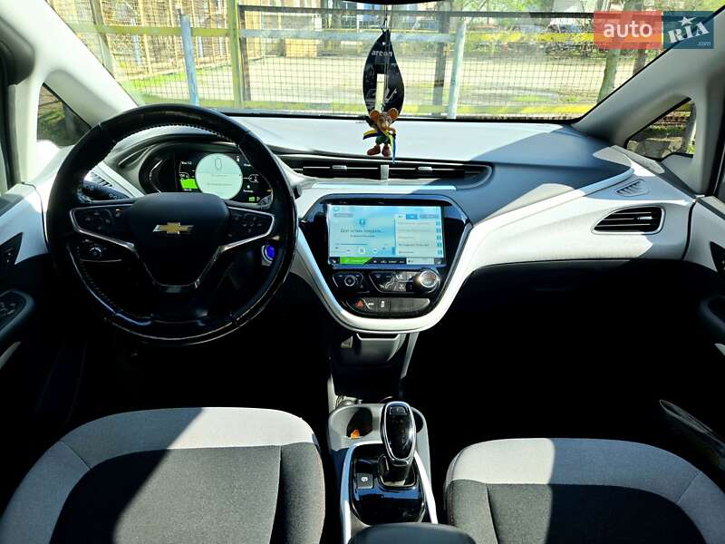 Хэтчбек Chevrolet Bolt EV 2018 в Днепре