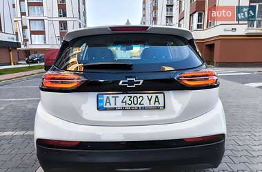 Хэтчбек Chevrolet Bolt EV 2023 в 