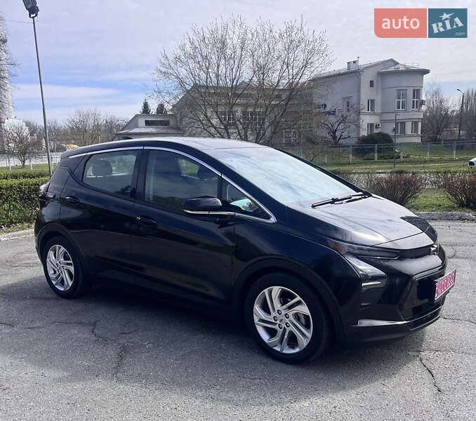 Хэтчбек Chevrolet Bolt EV 2023 в Киеве