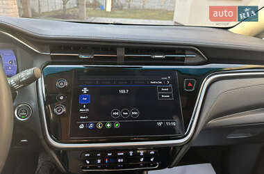 Хэтчбек Chevrolet Bolt EV 2023 в 