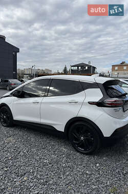 Хэтчбек Chevrolet Bolt EV 2023 в 