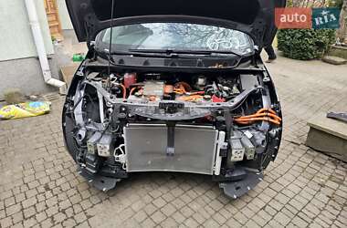 Хэтчбек Chevrolet Bolt EV 2023 в 