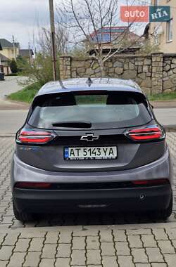 Хэтчбек Chevrolet Bolt EV 2023 в 