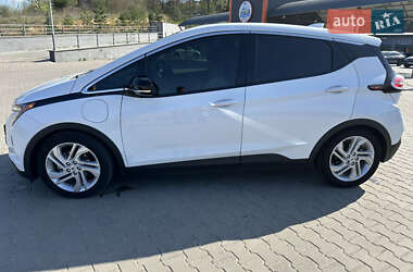 Хэтчбек Chevrolet Bolt EV 2022 в 